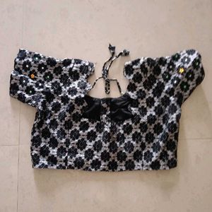 Beautiful Black &amp; White Floral Saree