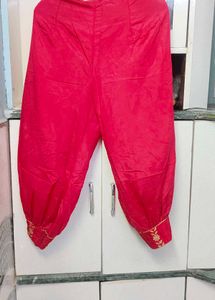 Vibrant pink Embellished Salwar Pants
