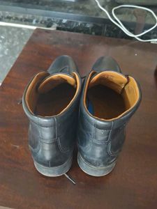 Men's Black Leather Chukka Boots
