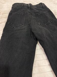 Vintage Dark Wash Wide-Leg Jeans