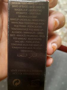 Guerlien Paris Pure Gold Makeup Base Withtag