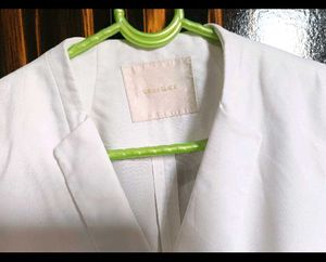 White Blazer - Basic