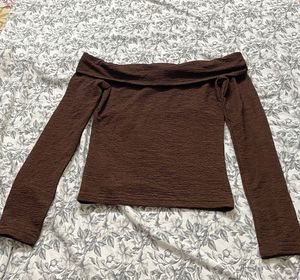 Chic Off-Shoulder Textured Top