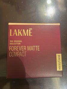Lakme Forever Matte Compact