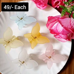 Butterfly Matte Clucthers
