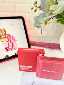Huda Beauty Blush Filter Palette