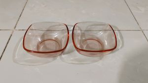 New Unused Set of 2 Vintage Pink Glass Bowls