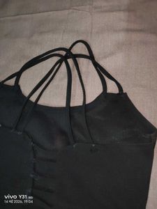 🖤 Elegant Black Strappy Crop Top 🖤