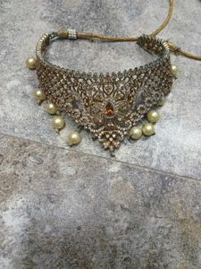 Elegant Pearl & Crystal Choker Necklace