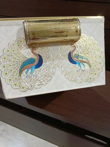 Gift Basket With 2 Glass Containers