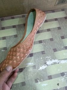 Embellished Jutti Flats