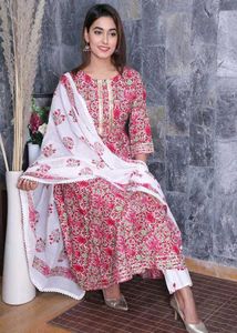 3 pics Pink Floral Print Kurta set