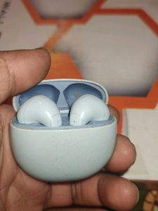 atom airbuds single Seth working