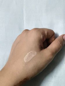 MyGlamm Spotlight Illuminating Liquid