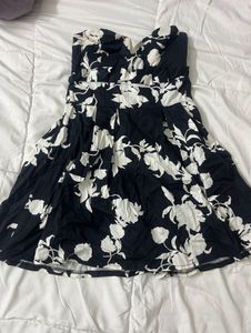 Forever 21 floral print sweetheart