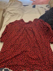 Stylish Red Leopard Print Top