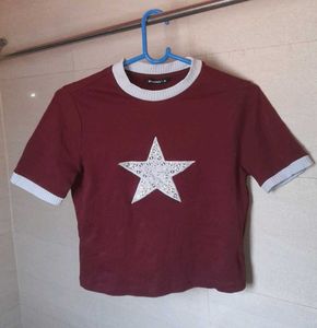 Maroon Star Top 🌟❤️