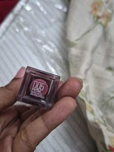 Maybelline Lifter Gloss - Petal shade