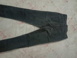 Women black jeans