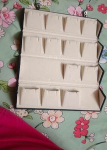 Women's  13 pair earings jewellery box
