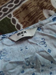 Blue Floral V-Neck Kurta