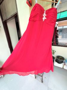 Elegant Red Party Dress