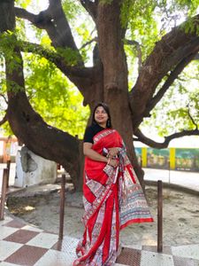 pure silk Elegant Red madhubani Printed Saree
