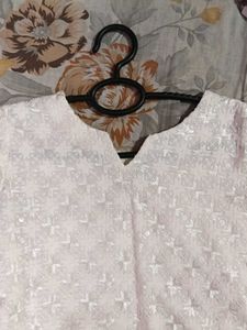 Elegant White Chikankari Kurta
