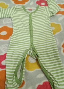 Sale🎊🎊 Set Of 4 Baby Rompers