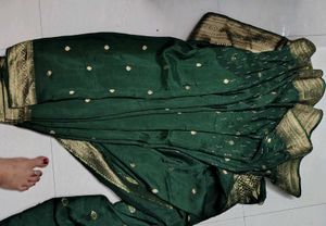 pure dola silk Emerald Green Saree with stone