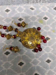Gold Tone Ethnic Necklace &amp; Earring Set