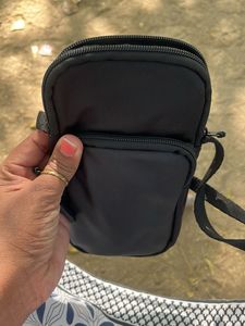 Small Black Sling Mobile 📱 Bag