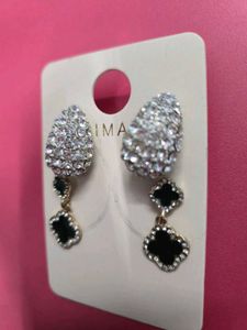 sale_Glamorous Clover Dangle Earrings