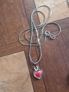 beautiful pendant chain