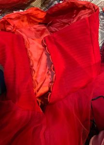 Stunning Red Ball Gown❤️🎀🌻