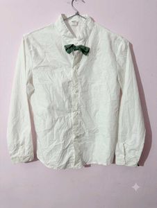 Men's White Shirt with Green Bowtie