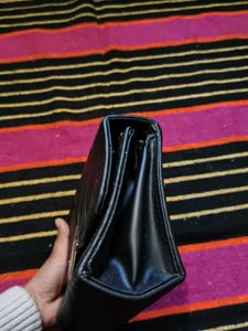 Chic Quilted Black Crossbody Bag