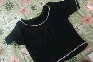 Aesthetic Crop Top