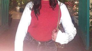 RED full sleeve woollen top pullover ❤️