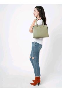 Lavie Handbag - Chic and Spacious