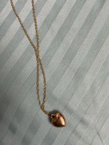 Gold Heart Pendant Necklace
