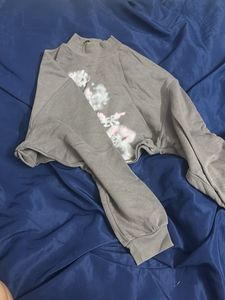 Graffiti Print Cropped Sweatshirt