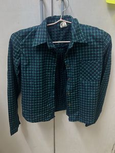 Green Plaid Button-Up crop Shirt