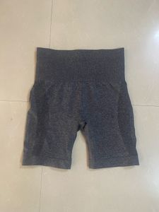 Active Fit Seamless Shorts