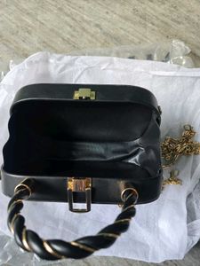 Chic Quilted Black Handbag