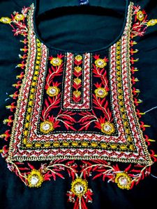 Elegant Green Embroidered Kurta