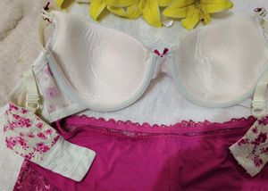 Floral Print Bra With Beautiful Net Penty