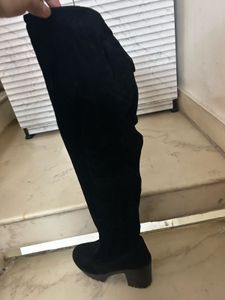 Black Heeled Boots