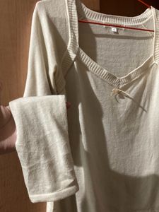 cute long sleeve top🤍
