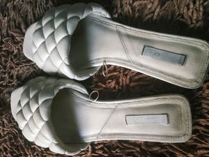 H&amp;M Bubble Flats